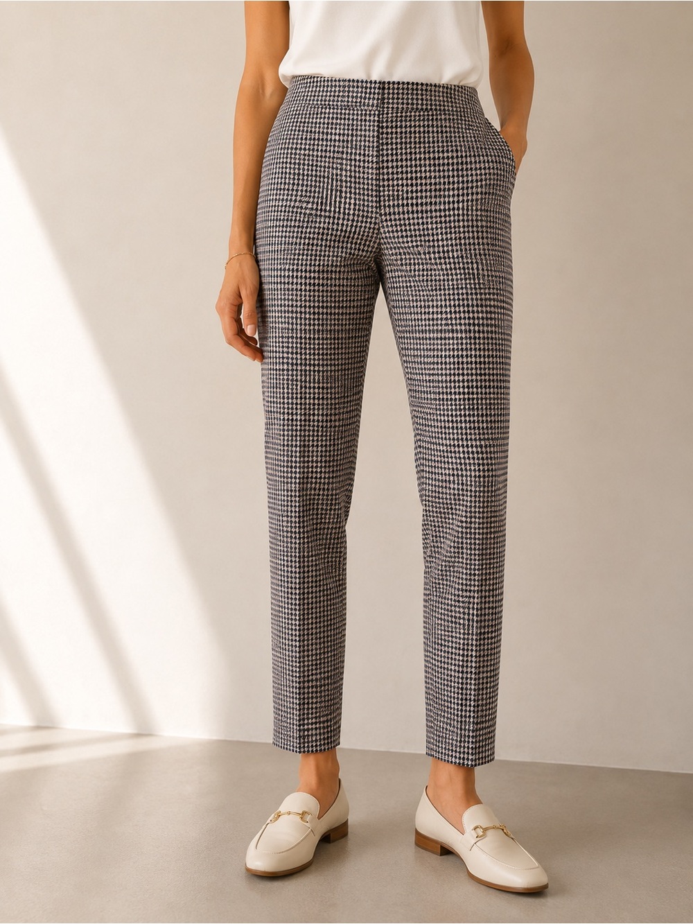 Nine West Tapered Pants – Navy & Cream Micro Houndstooth Plaid Career Trousers
